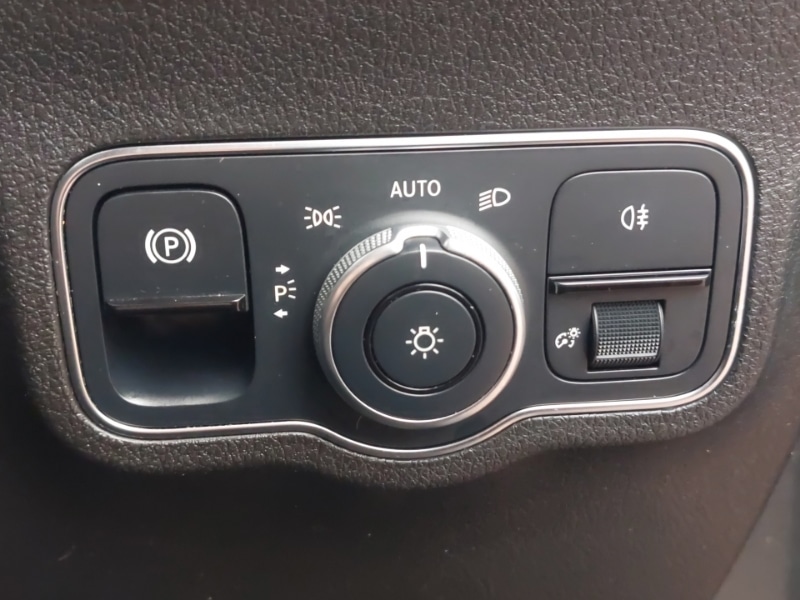 Used Mercedes-Benz GLB 2021 for sale - 77047259: Photo 14