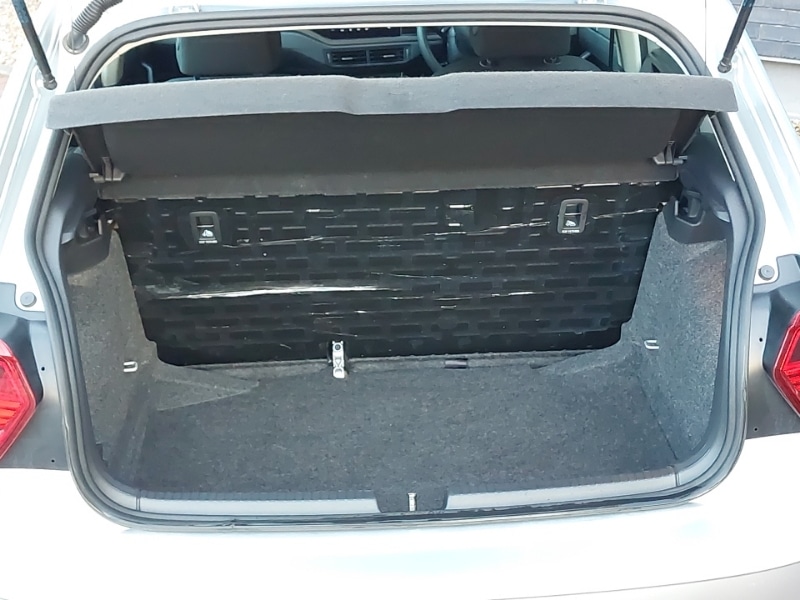 Used Volkswagen Polo 2018 for sale - 76816279: Photo 8