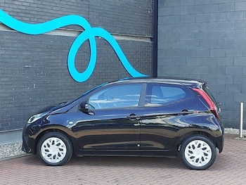 Used Toyota AYGO 2020 for sale - 79101283: Photo