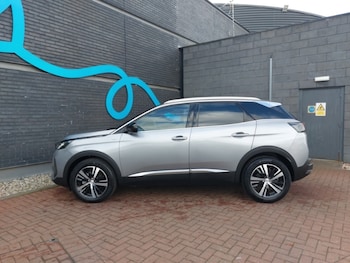 Used Peugeot 3008 2023 for sale - 76134942: Photo 4