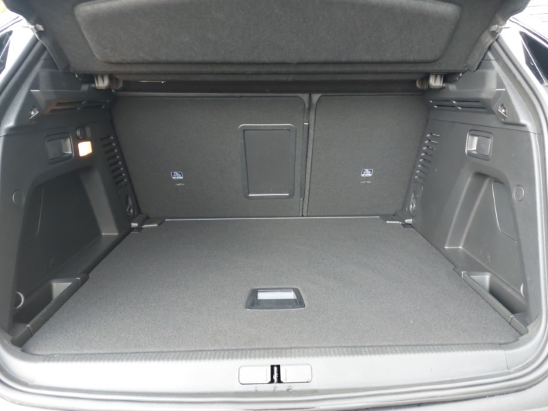 Used Peugeot 3008 2023 for sale - 76134942: Photo 8