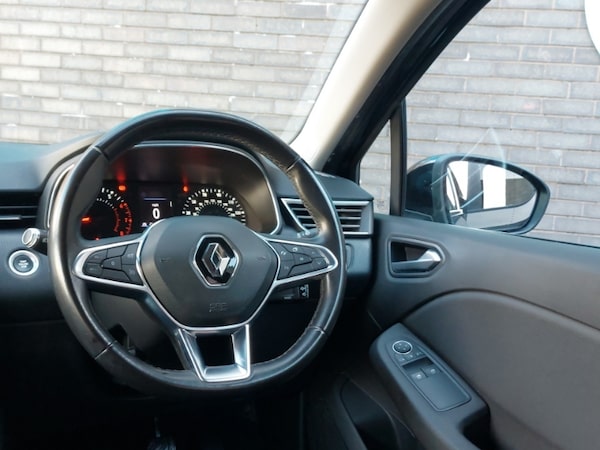 Used Renault Clio 2019 for sale - 76321528: Photo 10