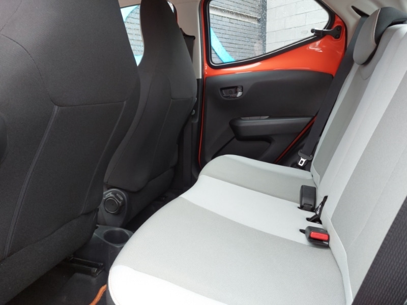 Used Toyota AYGO 2015 for sale - 77987783: Photo 6