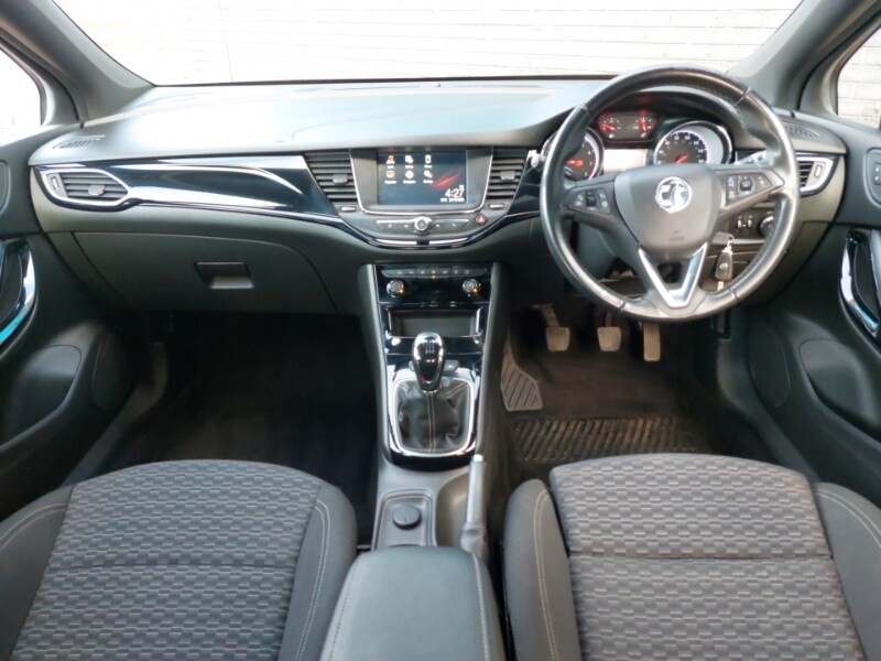 Used Vauxhall Astra 2019 for sale - 76358643: Photo 2
