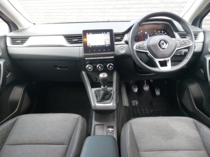 Used Renault Captur 2022 for sale - 77623636: Photo 2