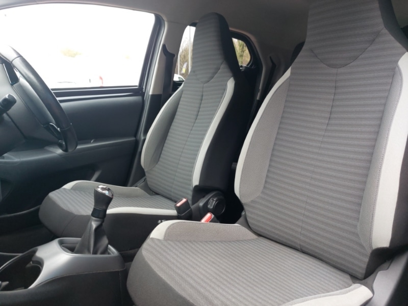 Used Toyota AYGO 2019 for sale - 76644005: Photo 12