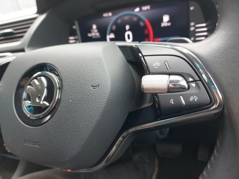 Used Skoda Superb 2022 for sale - 76760923: Photo 16