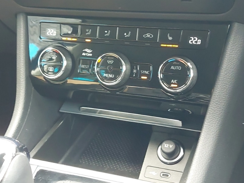 Used Skoda Superb 2022 for sale - 76760923: Photo 17