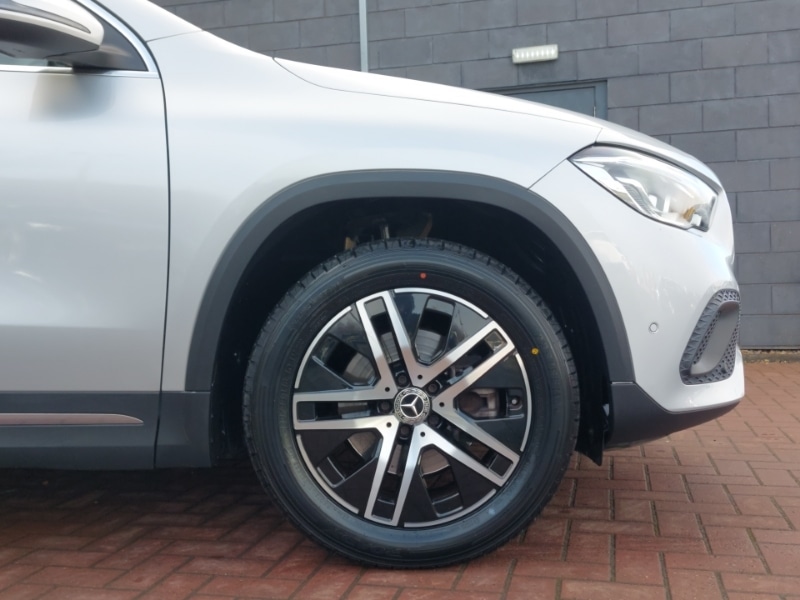 Used Mercedes-Benz GLA 2021 for sale - 77777130: Photo 14
