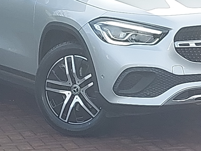 Used Mercedes-Benz GLA 2021 for sale - 77777130: Photo 9