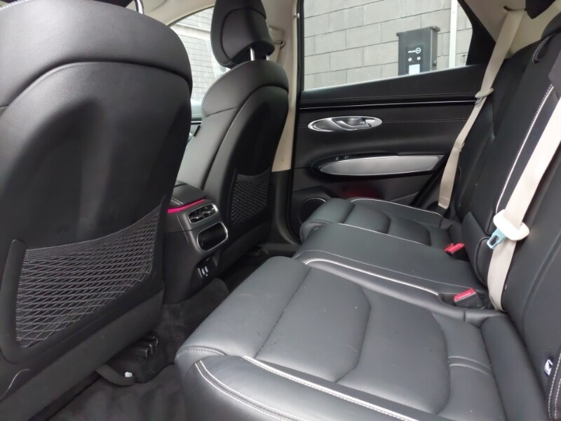 Used Genesis GV70 2023 for sale - 77907362: Photo 6