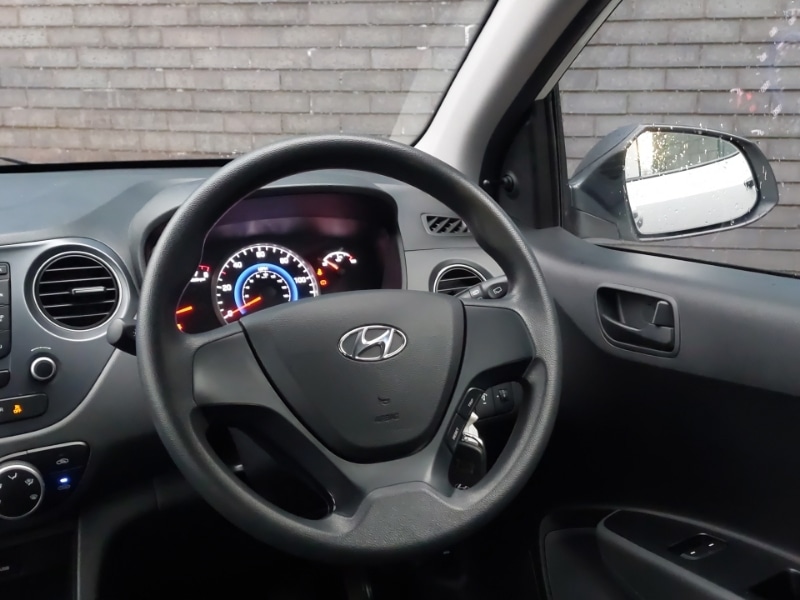 Used Hyundai i10 2018 for sale - 77004320: Photo 10