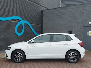 Used Volkswagen Polo 2023 for sale - 77405048: Photo