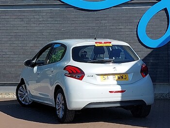 Used Peugeot 208 2018 for sale - 78633975: Photo