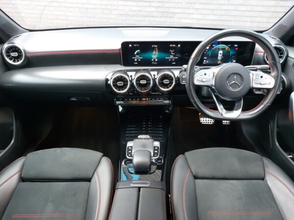 Used Mercedes-Benz A-Class 2018 for sale - 76258335: Photo 2