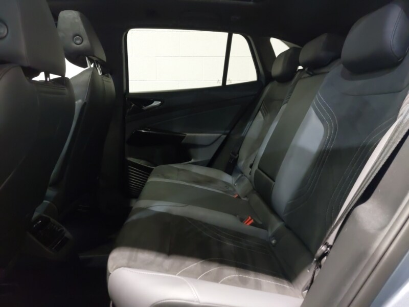 Used Volkswagen ID.4 2022 for sale - 77652305: Photo 6