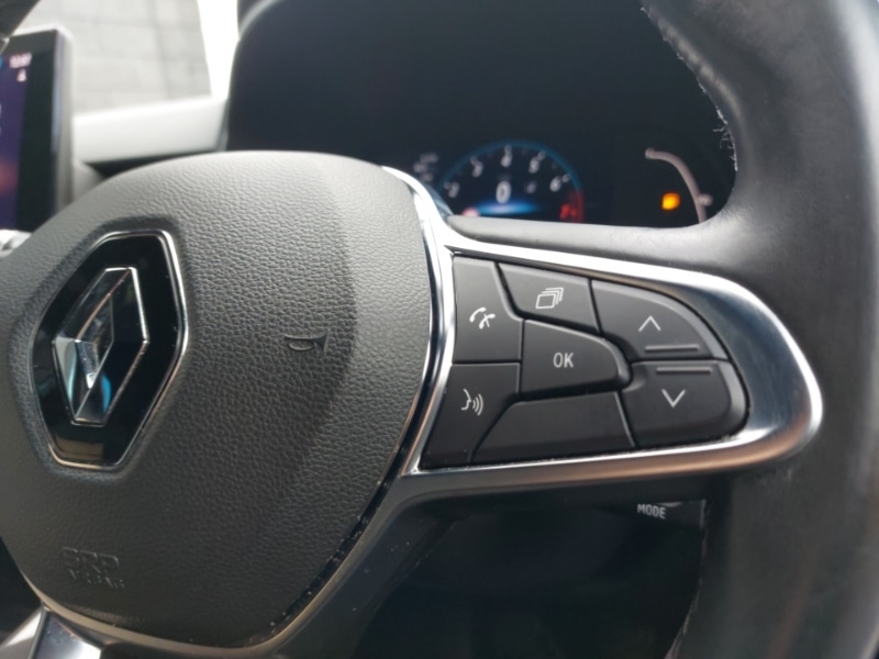 Used Renault Clio 2021 for sale - 76696094: Photo 16