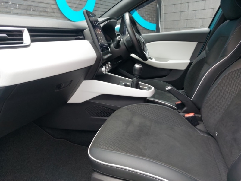 Used Renault Clio 2021 for sale - 76696094: Photo 5