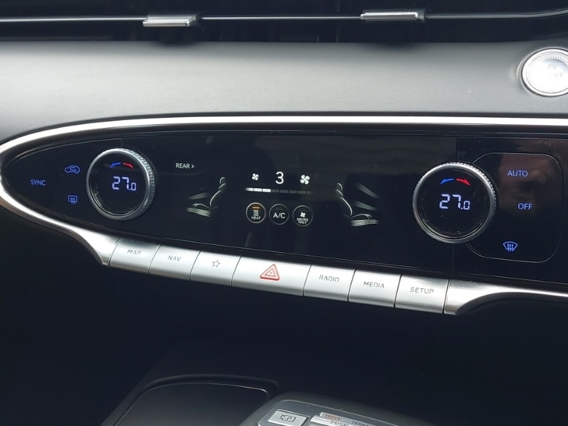 Used Genesis GV70 2023 for sale - 78032627: Photo 17