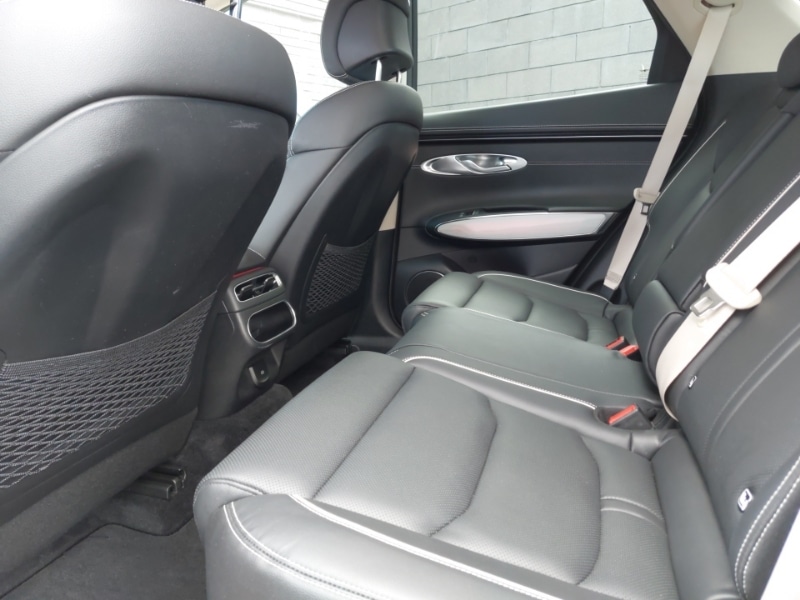 Used Genesis GV70 2023 for sale - 78032627: Photo 6