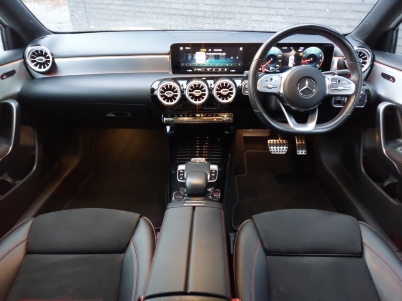 Used Mercedes-Benz A-Class 2019 for sale - 76614168: Photo 2