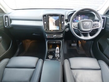 Used Volvo XC40 2025 for sale - 78403612: Photo