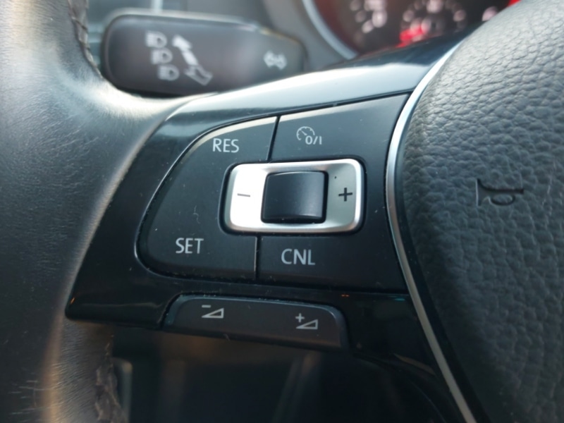 Used Volkswagen Polo 2016 for sale - 76630577: Photo 15