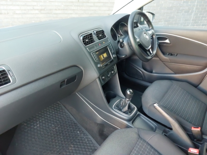 Used Volkswagen Polo 2016 for sale - 76630577: Photo 5