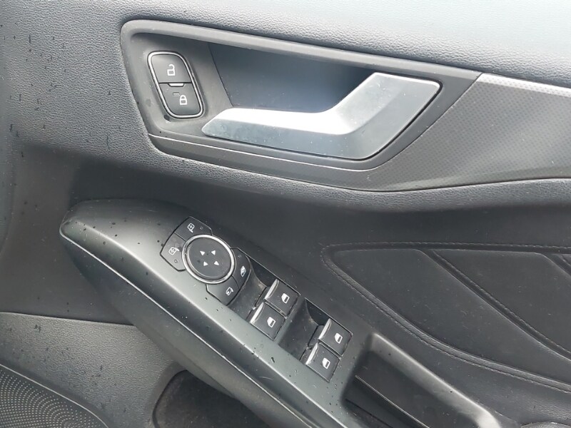 Used Ford Focus 2018 for sale - 77664091: Photo 13