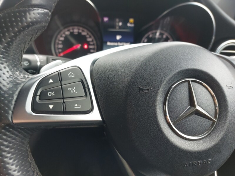 Used Mercedes-Benz GLC 2018 for sale - 77999778: Photo 15