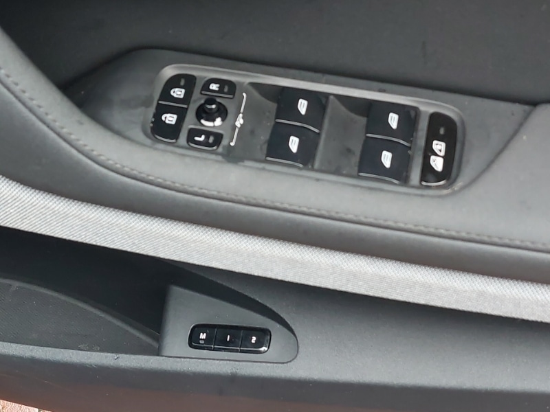 Used Polestar Polestar 2 2023 for sale - 76160395: Photo 13