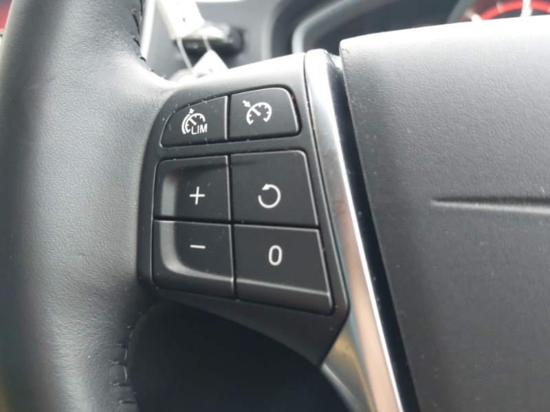 Used Volvo V40 2016 for sale - 77644365: Photo 17