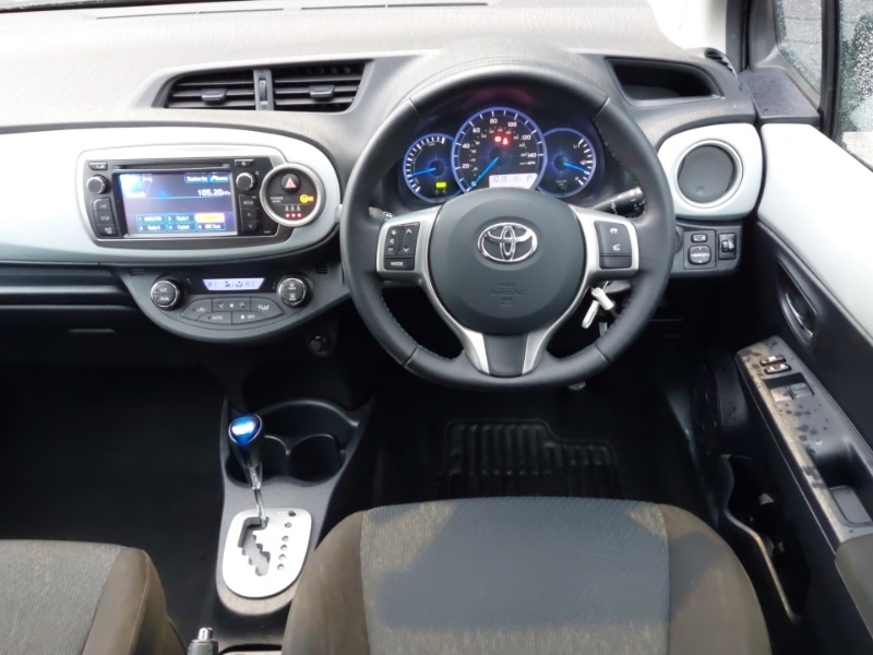 Used Toyota Yaris 2012 for sale - 77160292: Photo 7