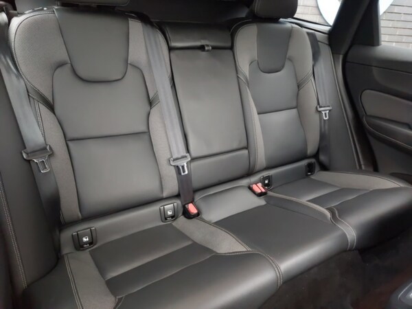 Used Volvo XC60 2022 for sale - 76275773: Photo 13