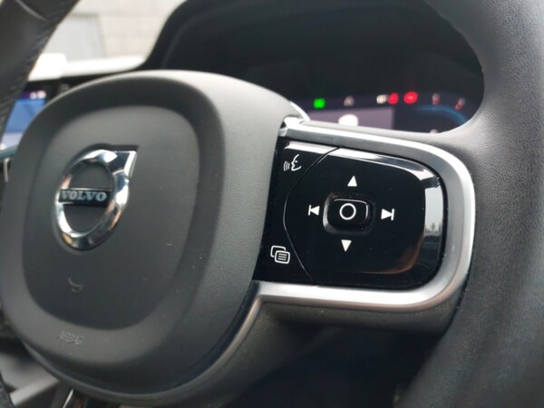 Used Volvo XC60 2022 for sale - 76275773: Photo 16
