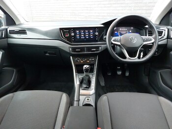 Used Volkswagen Polo 2024 for sale - 76664013: Photo