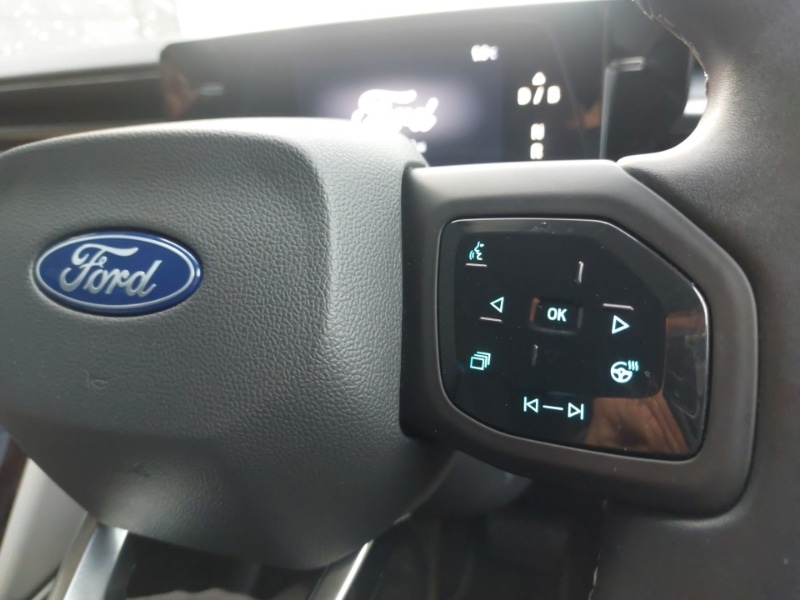 Used Ford Explorer 2025 for sale - 76893402: Photo 16