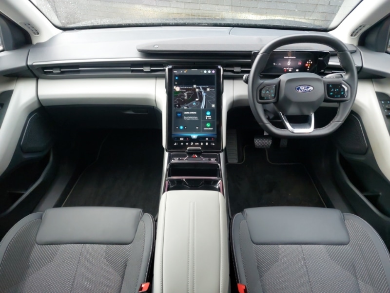 Used Ford Explorer 2025 for sale - 76893402: Photo 2