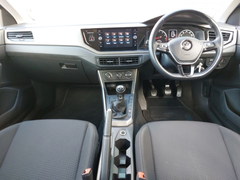 Used Volkswagen Polo 2019 for sale - 76683477: Photo 2