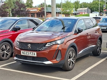Used Peugeot 5008 2023 for sale - 79586787: Photo