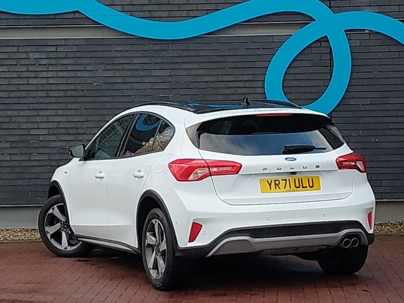 Used Ford Focus 2021 for sale - 76915669: Photo 3