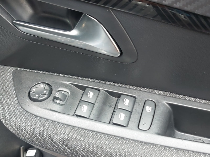 Used Peugeot 208 2025 for sale - 77686248: Photo 12