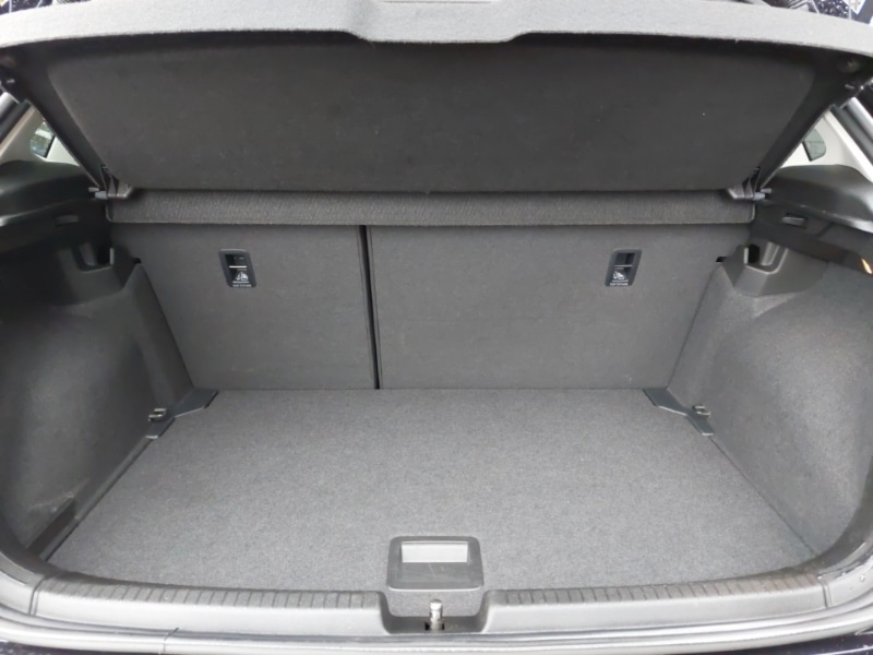 Used Volkswagen Polo 2024 for sale - 76130250: Photo 8