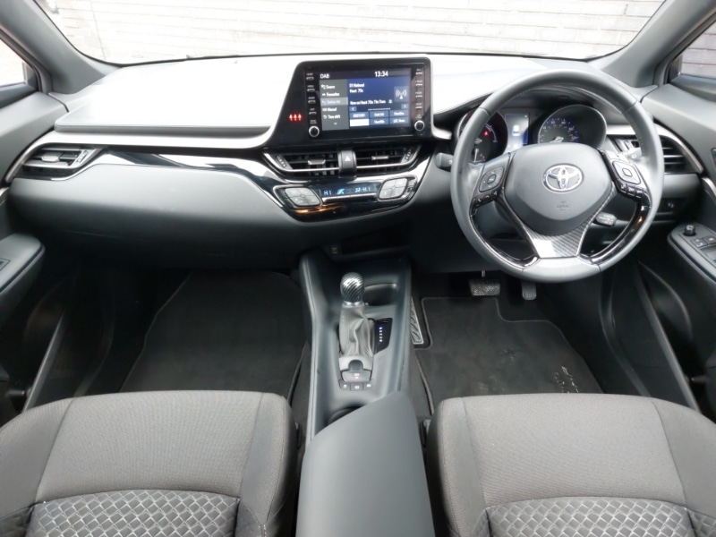 Used Toyota C-HR 2023 for sale - 77987776: Photo 2