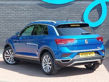 Used Volkswagen T-Roc 2019 for sale - 79263382: Photo