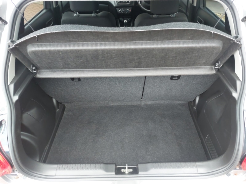 Used Suzuki Swift 2019 for sale - 76911864: Photo 8