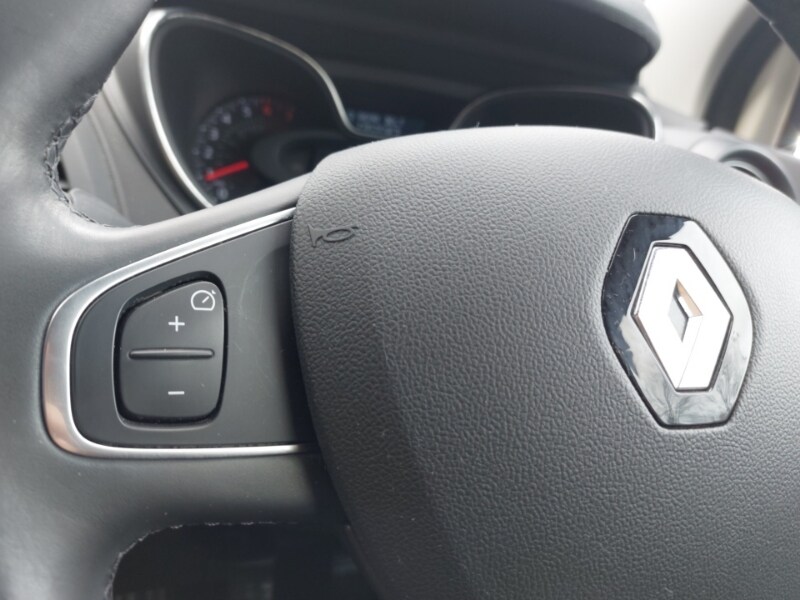 Used Renault Captur 2018 for sale - 77999766: Photo 15
