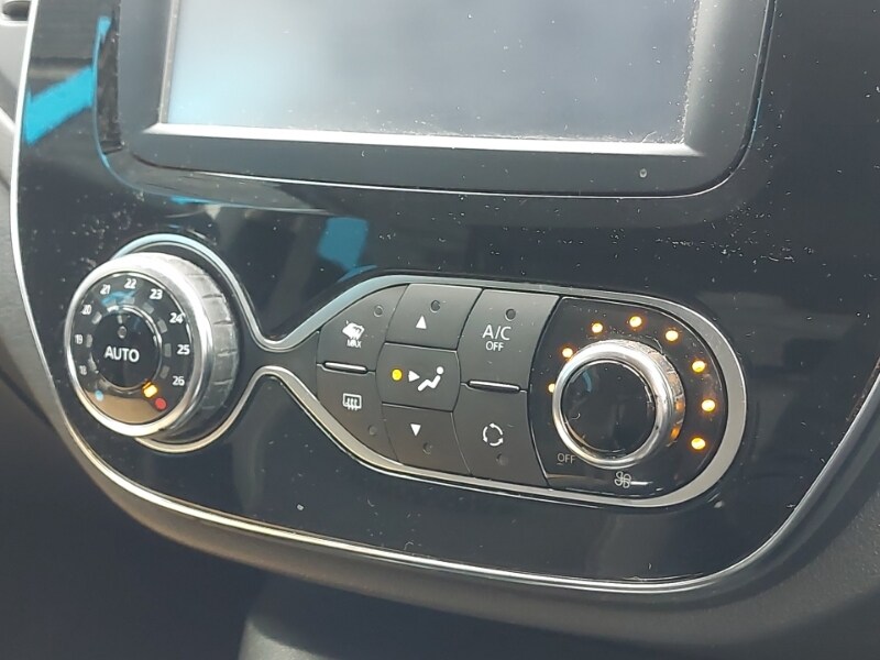 Used Renault Captur 2018 for sale - 77999766: Photo 17