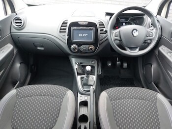 Used Renault Captur 2018 for sale - 77999766: Photo