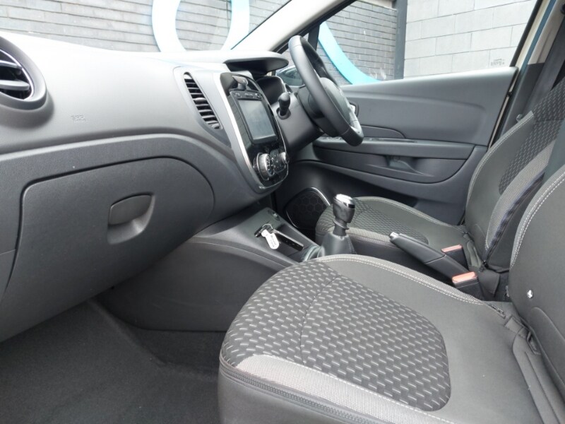 Used Renault Captur 2018 for sale - 77999766: Photo 5